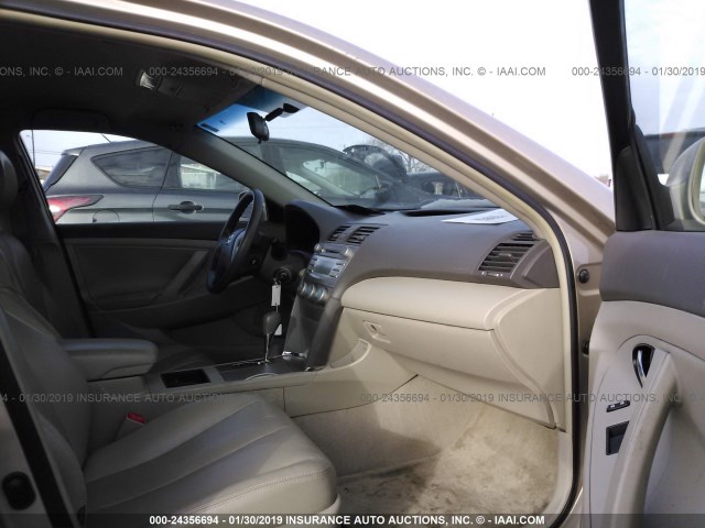 4T1BE46K08U244614 - 2008 TOYOTA CAMRY CE/LE/XLE/SE BEIGE photo 5