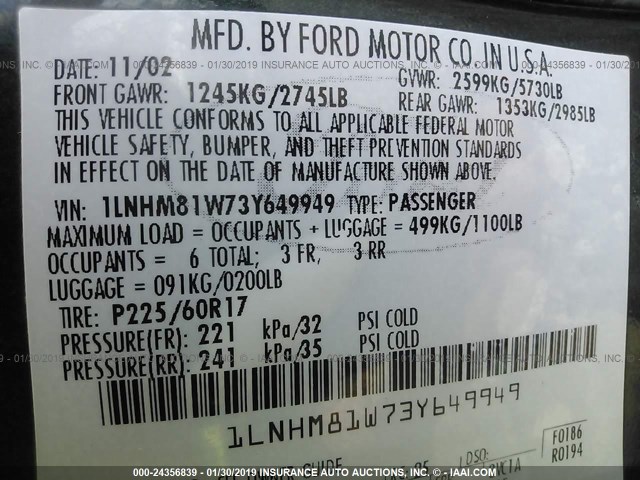 1LNHM81W73Y649949 - 2003 LINCOLN TOWN CAR EXECUTIVE GREEN photo 9