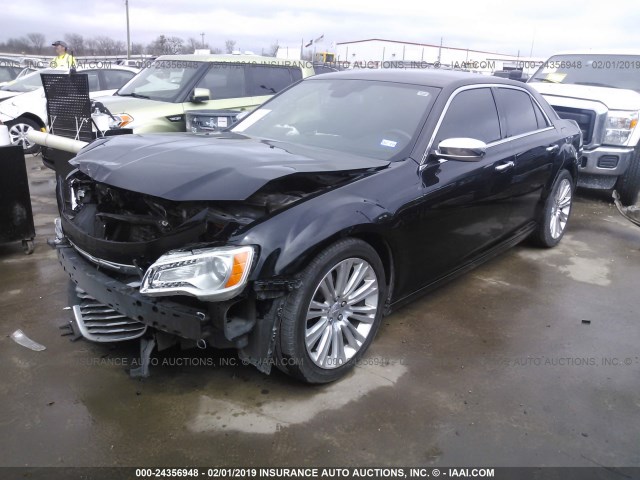 2C3CCAET5DH611094 - 2013 CHRYSLER 300C BLACK photo 2