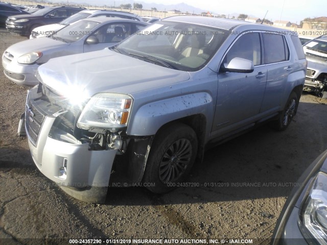 2CTALBEW6A6267418 - 2010 GMC TERRAIN SLE SILVER photo 2