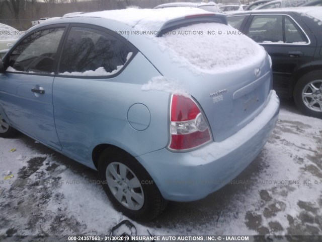 KMHCM36C88U102781 - 2008 HYUNDAI ACCENT GS BLUE photo 3