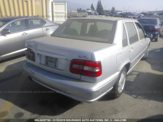 YV1LS55A0X2620622 - 1999 VOLVO S70 SILVER photo 4