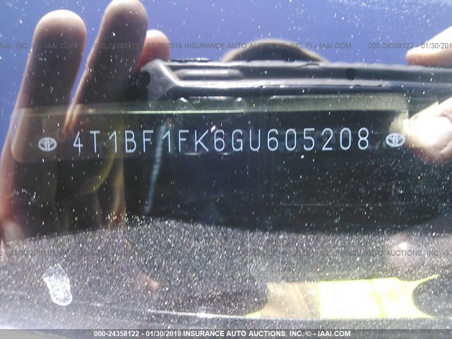 4T1BF1FK6GU605208 - 2016 TOYOTA CAMRY LE/XLE/SE/XSE GRAY photo 9