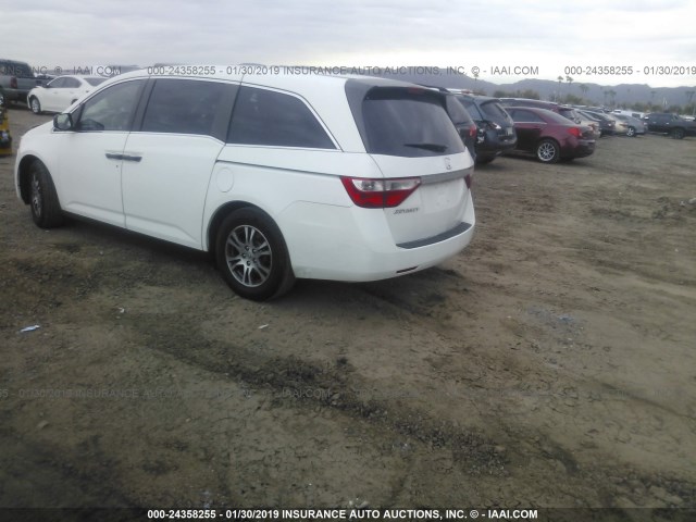 5FNRL5H26BB028598 - 2011 HONDA ODYSSEY LX WHITE photo 3