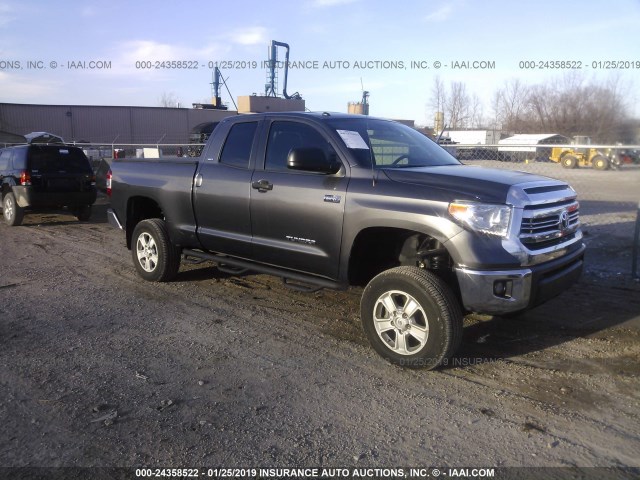 5TFUW5F16GX561799 - 2016 TOYOTA TUNDRA DOUBLE CAB SR/SR5 Pewter photo 1