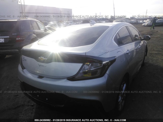 1G1RA6S51HU200544 - 2017 CHEVROLET VOLT LT SILVER photo 4