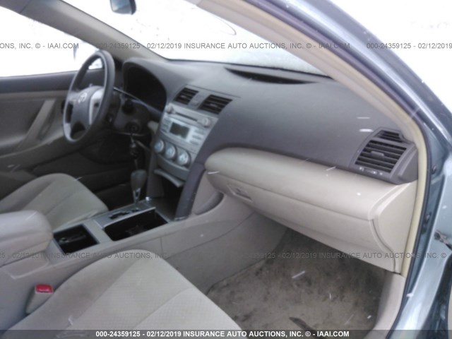 4T4BE46K18R046307 - 2008 TOYOTA CAMRY CE/LE/XLE/SE GREEN photo 5