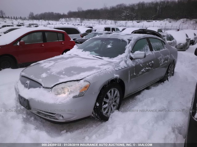 1G4HE57Y37U184197 - 2007 BUICK LUCERNE CXS SILVER photo 2