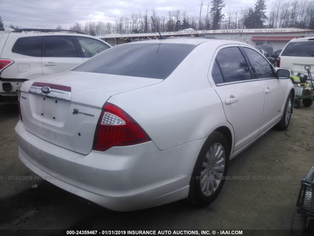 3FADP0L35AR343770 - 2010 FORD FUSION HYBRID WHITE photo 4