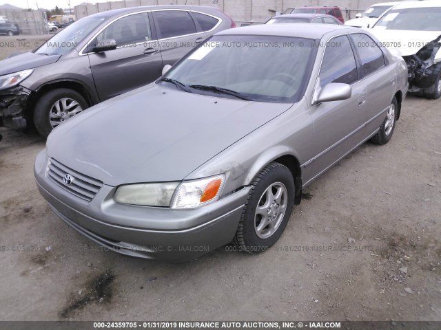 JT2BG22K7W0102329 - 1998 TOYOTA CAMRY CE/LE/XLE GRAY photo 6