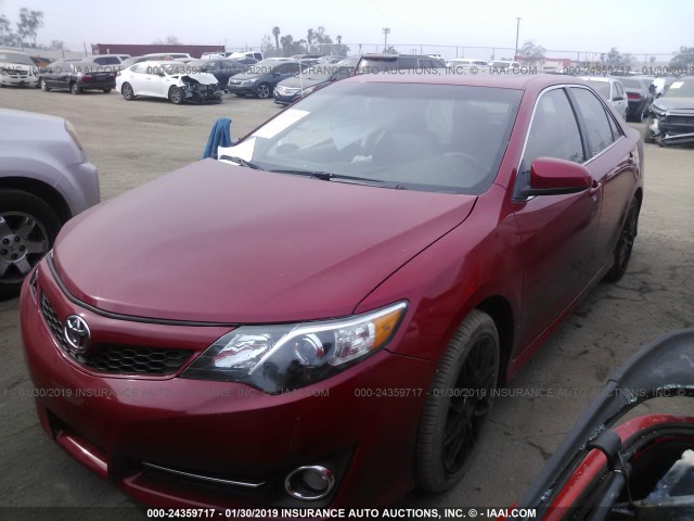 4T1BF1FK8CU623168 - 2012 TOYOTA CAMRY SE/LE/XLE 红色 照片 2