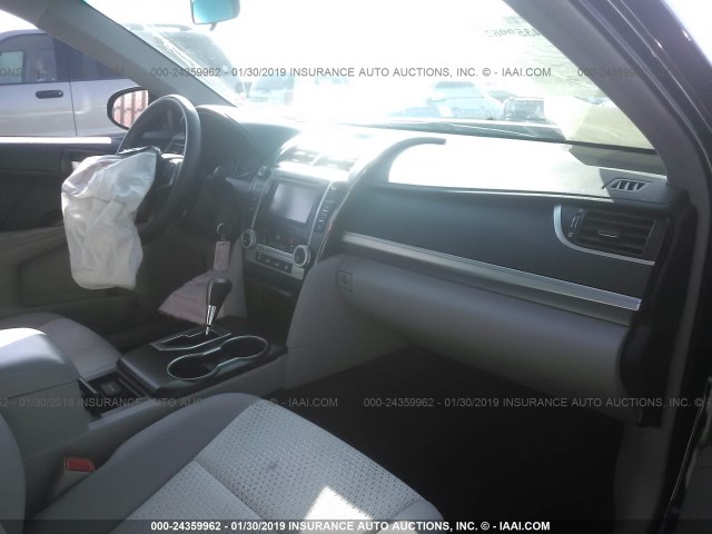 4T4BF1FK3ER428250 - 2014 TOYOTA CAMRY L/SE/LE/XLE BLACK photo 5