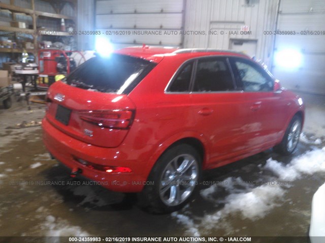 WA1JCCFS0JR021718 - 2018 AUDI Q3 PREMIUM PLUS RED photo 4