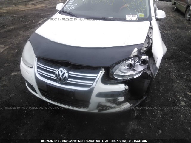 3VWRZ71K69M039527 - 2009 VOLKSWAGEN JETTA SE/SEL WHITE photo 6