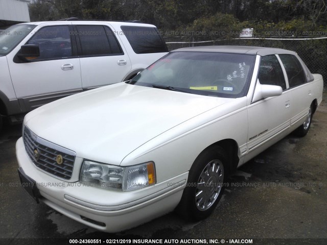 1G6KF5492WU787289 - 1998 CADILLAC DEVILLE CONCOURS WHITE photo 2