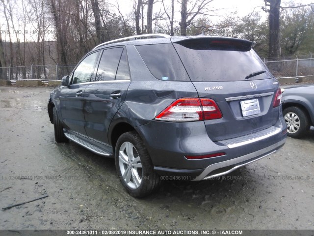 4JGDA0EB5FA539463 - 2015 MERCEDES-BENZ ML 250 BLUETEC GRAY photo 3