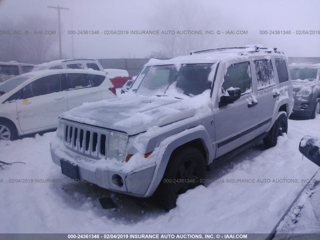 1J8HG48N46C127338 - 2006 JEEP COMMANDER Gümüş foto 2