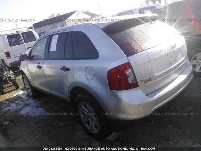 2FMDK4GC5DBB97945 - 2013 FORD EDGE SE SILVER photo 3