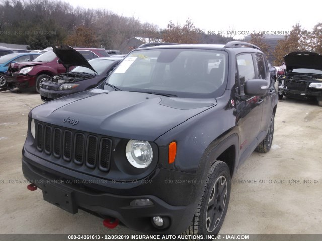 ZACCJBCT0FPB72216 - 2015 JEEP RENEGADE TRAILHAWK BLACK photo 2