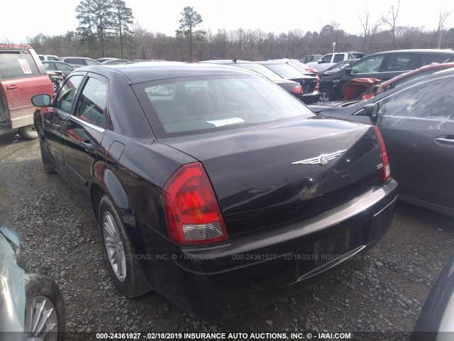 2C3JA43R05H168196 - 2005 CHRYSLER 300 BLACK photo 3