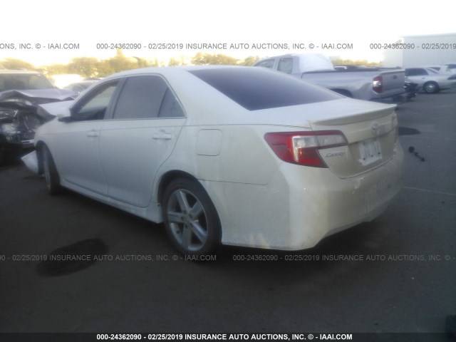 4T1BF1FK6EU366708 - 2014 TOYOTA CAMRY L/SE/LE/XLE 白色 照片 3