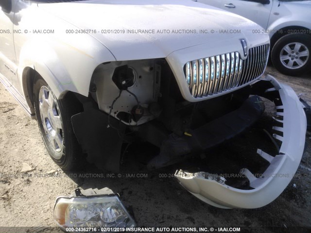 5LMFU27535LJ04783 - 2005 LINCOLN NAVIGATOR WHITE photo 6