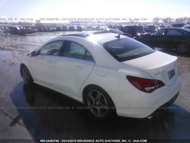 WDDSJ4GB2EN103375 - 2014 MERCEDES-BENZ CLA 250 4MATIC WHITE photo 3