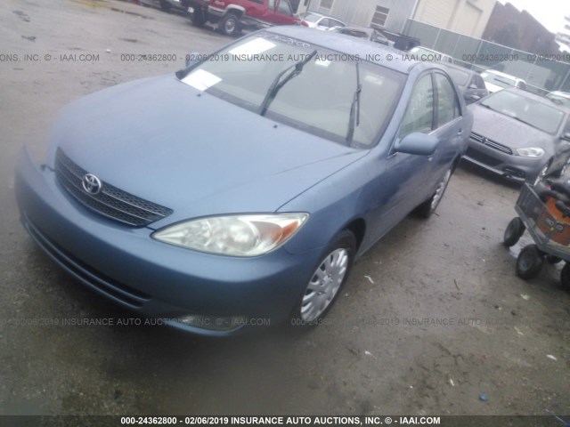 4T1BE30K24U824654 - 2004 TOYOTA CAMRY LE/XLE/SE BLUE photo 2