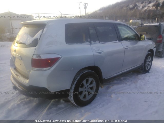 5TDBK3EH5DS206033 - 2013 TOYOTA HIGHLANDER PLUS/SE SILVER photo 4