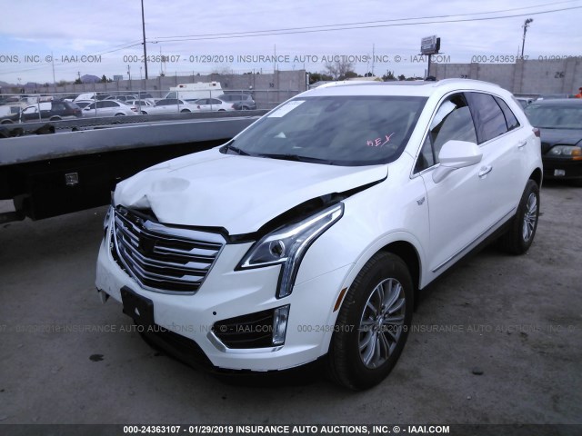 1GYKNDRS0KZ190798 - 2019 CADILLAC XT5 LUXURY WHITE photo 2