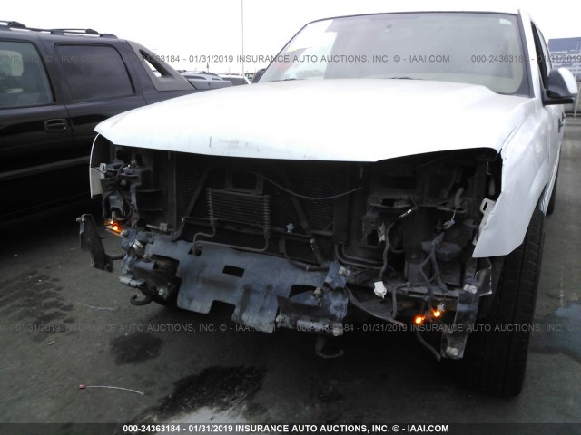 2GCEC13T541389348 - 2004 CHEVROLET SILVERADO C1500 WHITE photo 6