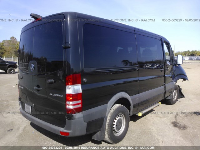 WDZPE7DD6GP208214 - 2016 MERCEDES-BENZ SPRINTER 2500 BLACK photo 4