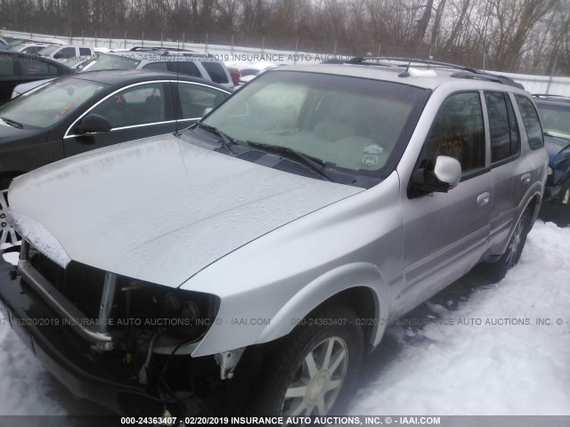 5GADT13S742306541 - 2004 BUICK RAINIER CXL SILVER photo 2