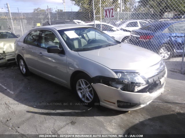 3FAHP0GA0AR243831 - 2010 FORD FUSION S SILVER photo 1