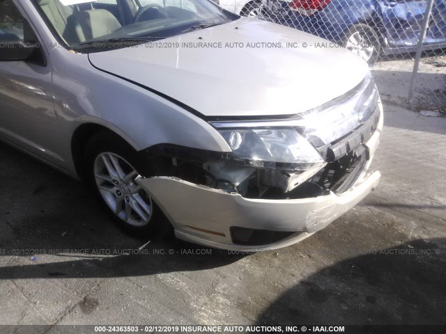 3FAHP0GA0AR243831 - 2010 FORD FUSION S SILVER photo 6