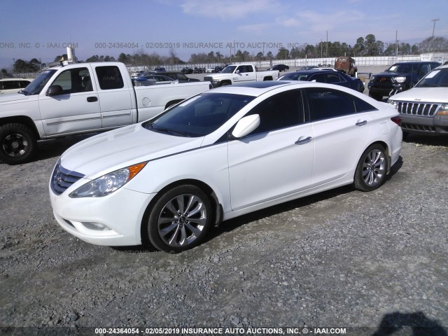 5NPEC4AC9DH595825 - 2013 HYUNDAI SONATA SE/LIMITED WHITE photo 2