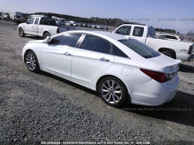 5NPEC4AC9DH595825 - 2013 HYUNDAI SONATA SE/LIMITED WHITE photo 3