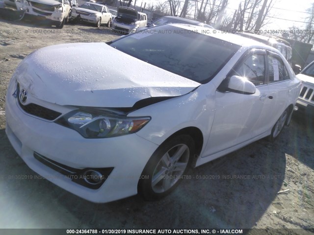 4T1BF1FK7EU430190 - 2014 TOYOTA CAMRY L/SE/LE/XLE WHITE photo 2