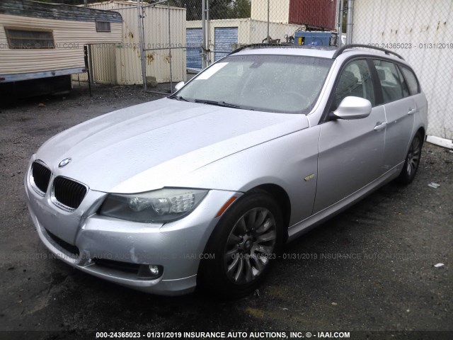 WBAUT935X9A190785 - 2009 BMW 328 IT SILVER photo 2