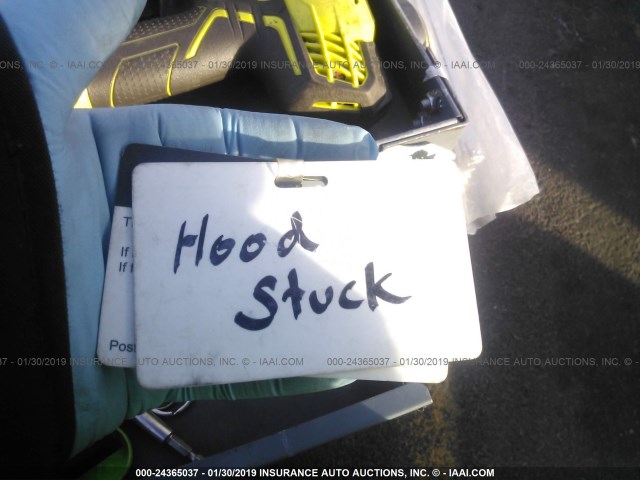 JTKJF5C73D3058514 - 2013 TOYOTA SCION TC WHITE photo 10