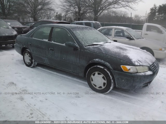 4T1BG22K7WU345957 - 1998 TOYOTA CAMRY CE/LE/XLE 绿色 照片 1