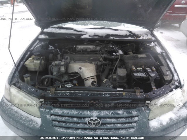 4T1BG22K7WU345957 - 1998 TOYOTA CAMRY CE/LE/XLE 绿色 照片 10