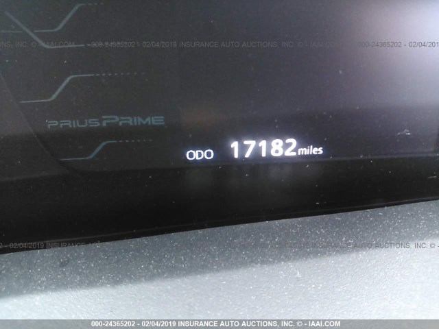 JTDKARFP7H3054517 - 2017 TOYOTA PRIUS PRIME  银色 照片 7