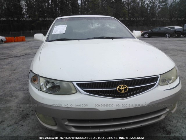 2T1CF22P71C435803 - 2001 TOYOTA CAMRY SOLARA SE/SLE WHITE photo 6