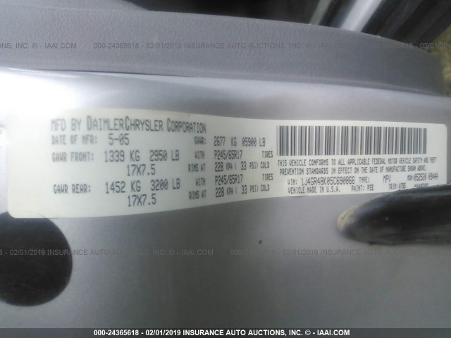 1J4GR48K05C690866 - 2005 JEEP GRAND CHEROKEE LAREDO/COLUMBIA/FREEDOM 银色 照片 9