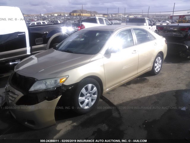 4T1BF3EK5BU726544 - 2011 TOYOTA CAMRY SE/LE/XLE 金色 照片 2