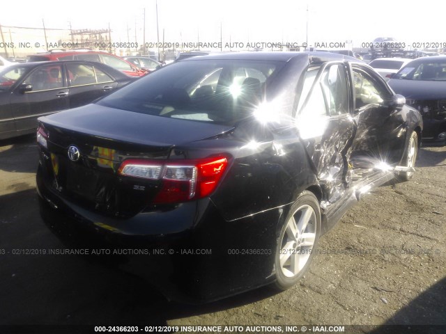 4T1BF1FK4EU754097 - 2014 TOYOTA CAMRY L/SE/LE/XLE Qara foto 4