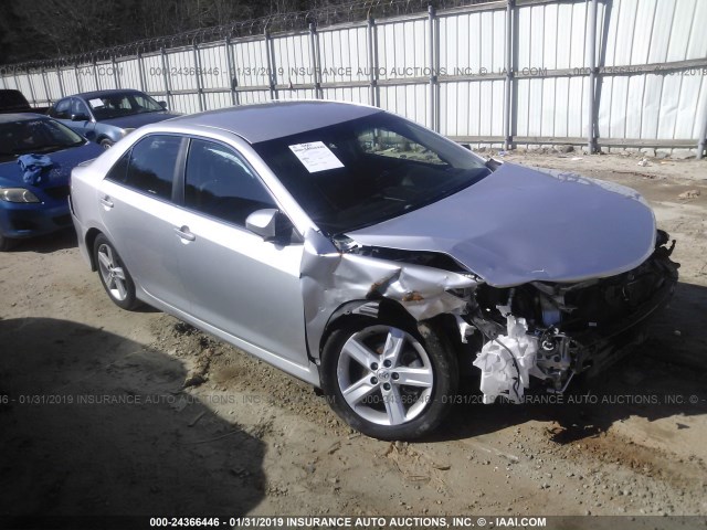 4T1BF1FK1EU443596 - 2014 TOYOTA CAMRY L/SE/LE/XLE 银色 照片 1