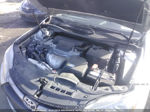 4T1BF1FK4GU555473 - 2016 TOYOTA CAMRY LE/XLE/SE/XSE SILVER photo 10