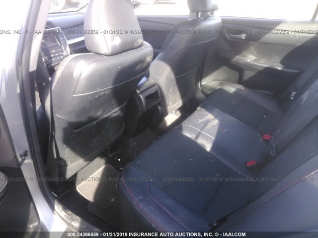 4T1BF1FK4GU555473 - 2016 TOYOTA CAMRY LE/XLE/SE/XSE SILVER photo 8